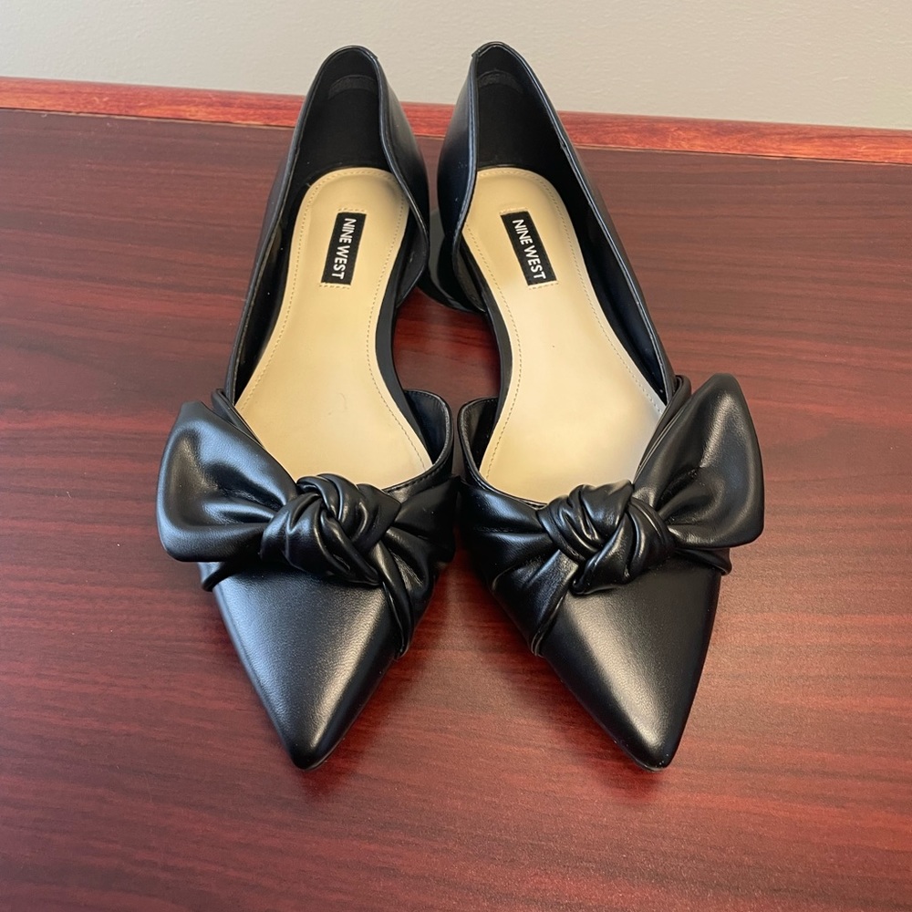 Black flats 🥿